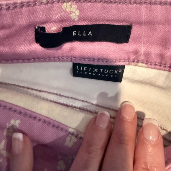NYDJ Ella Shorts Size 12 EUC - Picture 4 of 5